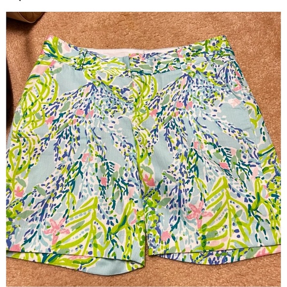 Pants - Lilly Pulitzer shorts size 6